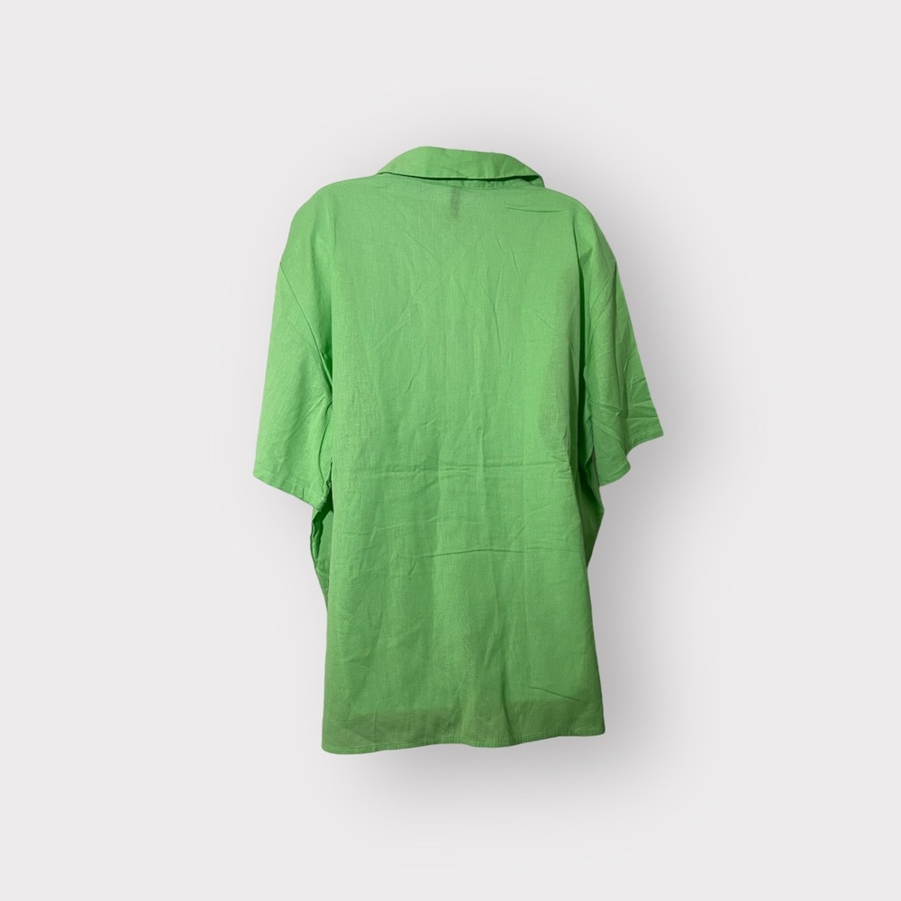 H&M pretty green button up shirt - Picture 3 of 8